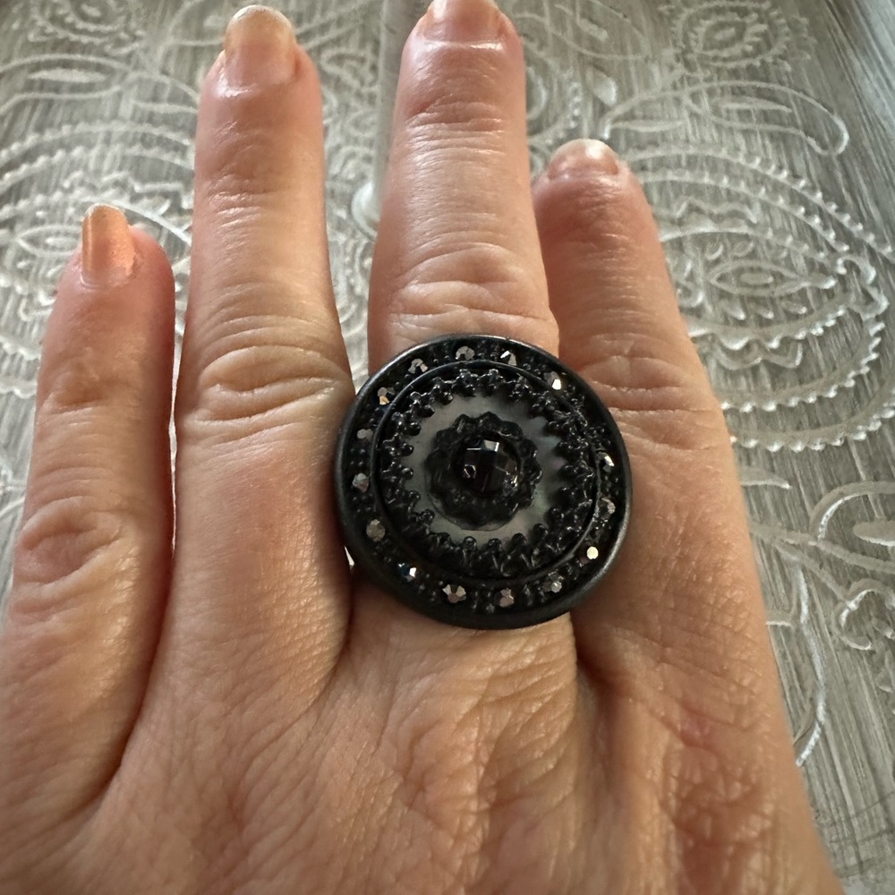 Black Statement Ring - Picture 2 of 4